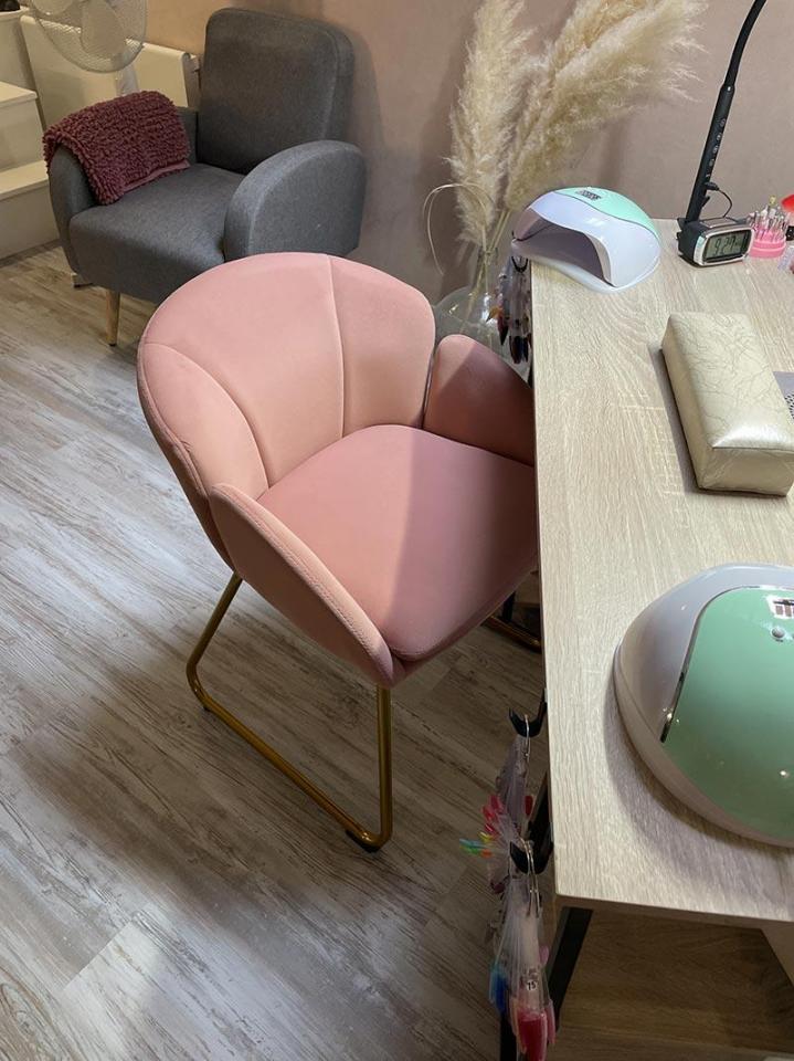 Espace pour manicure Lingolsheim