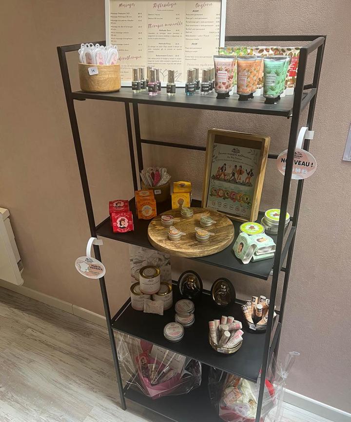 Espace pour manicure Lingolsheim